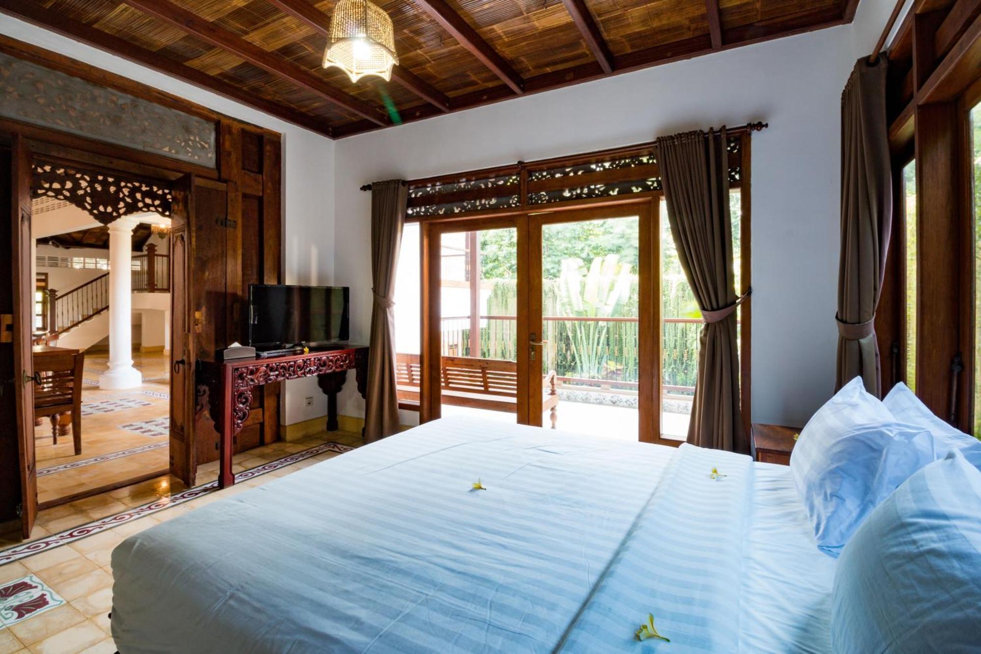 Bali Royal Heritage Villa Семиняк Екстериор снимка