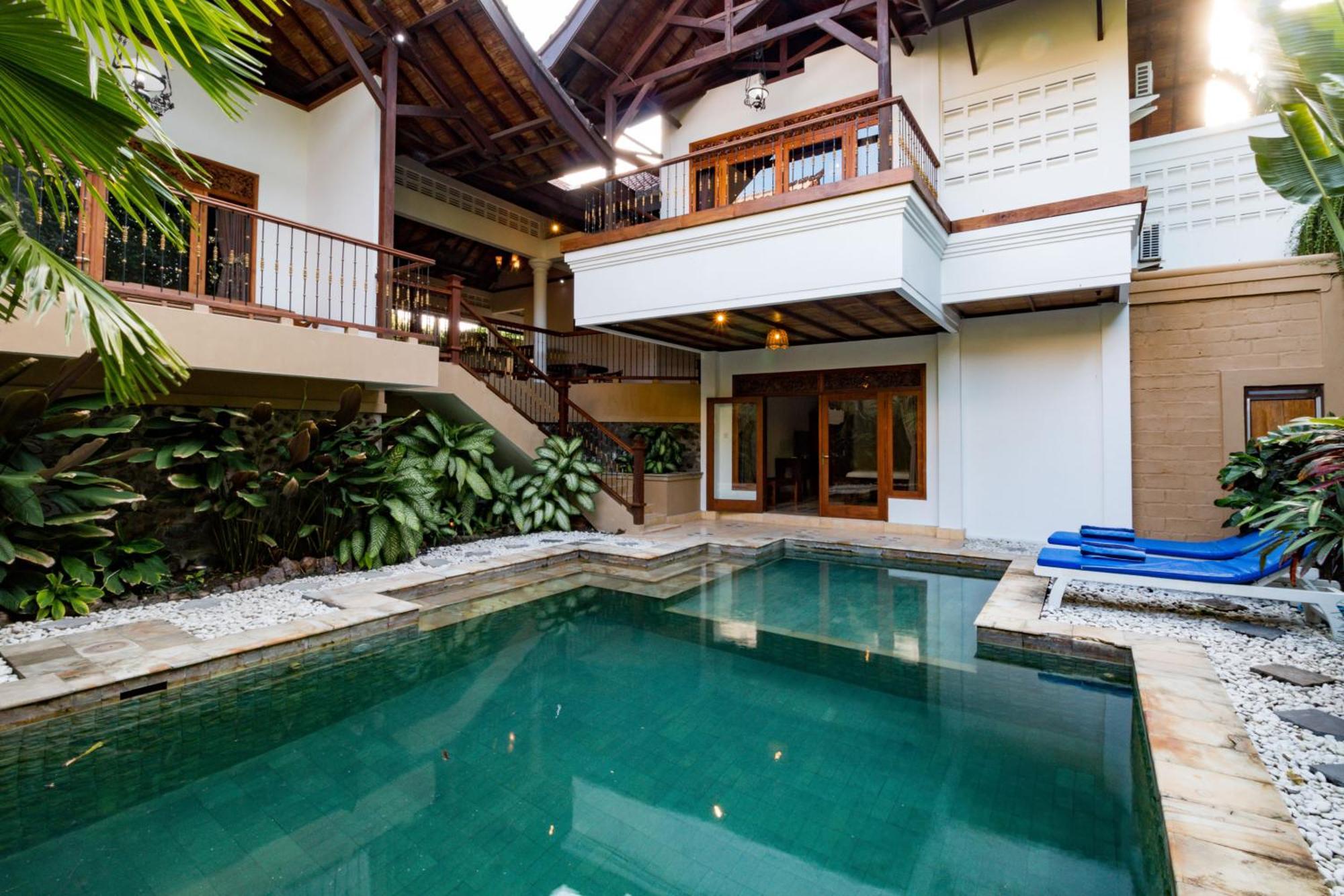 Bali Royal Heritage Villa Семиняк Екстериор снимка