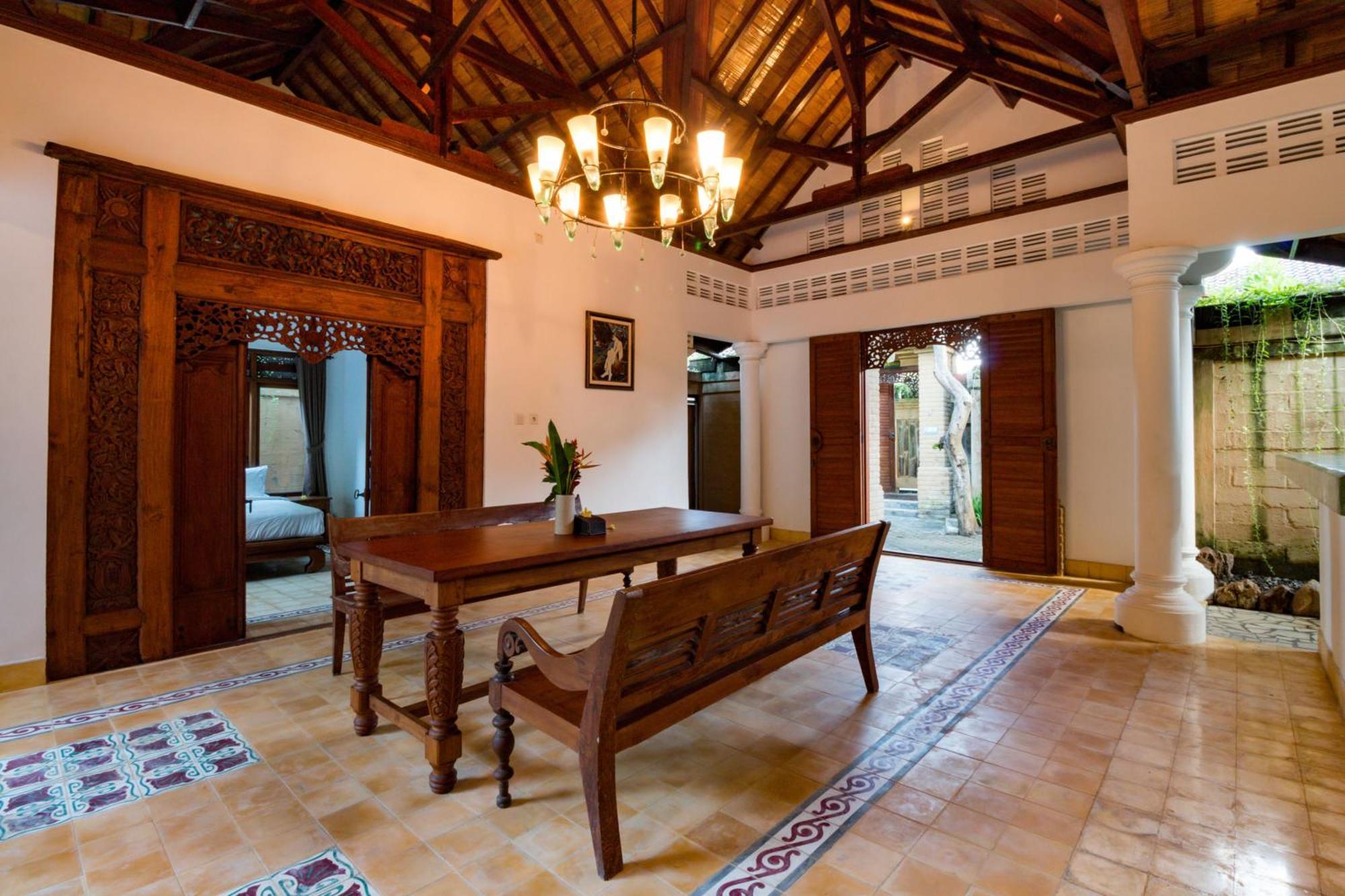 Bali Royal Heritage Villa Семиняк Екстериор снимка