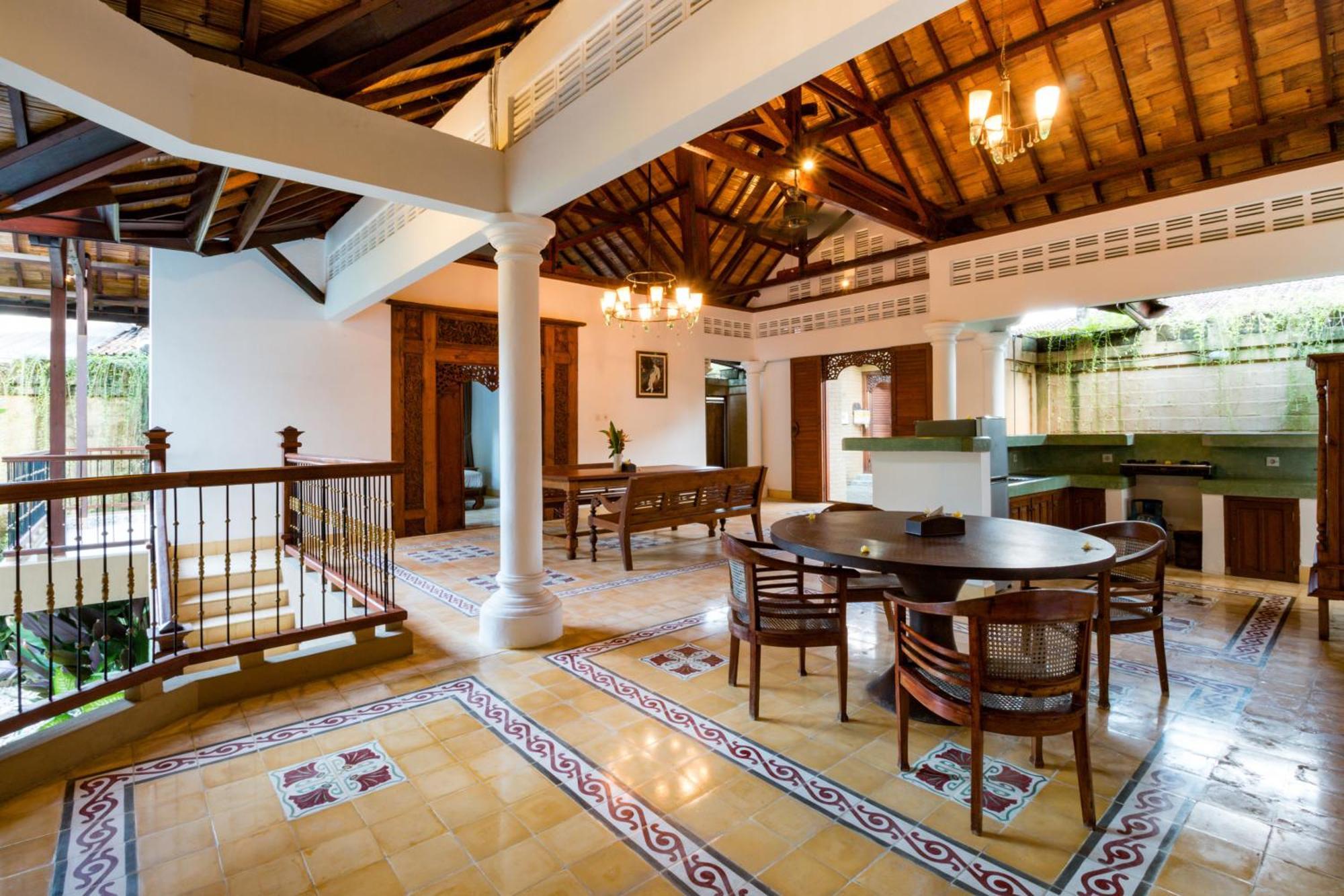 Bali Royal Heritage Villa Семиняк Екстериор снимка