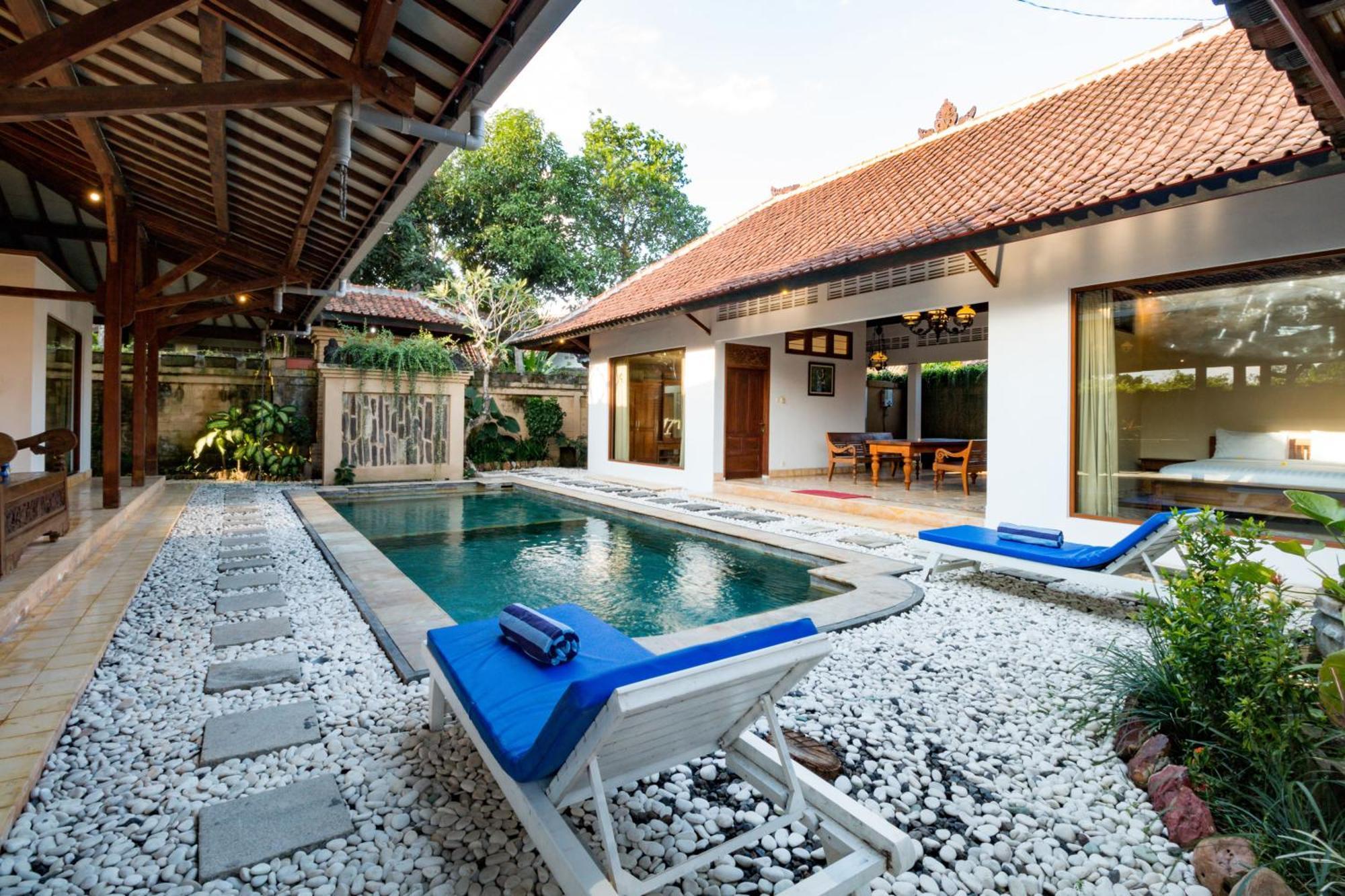 Bali Royal Heritage Villa Семиняк Екстериор снимка