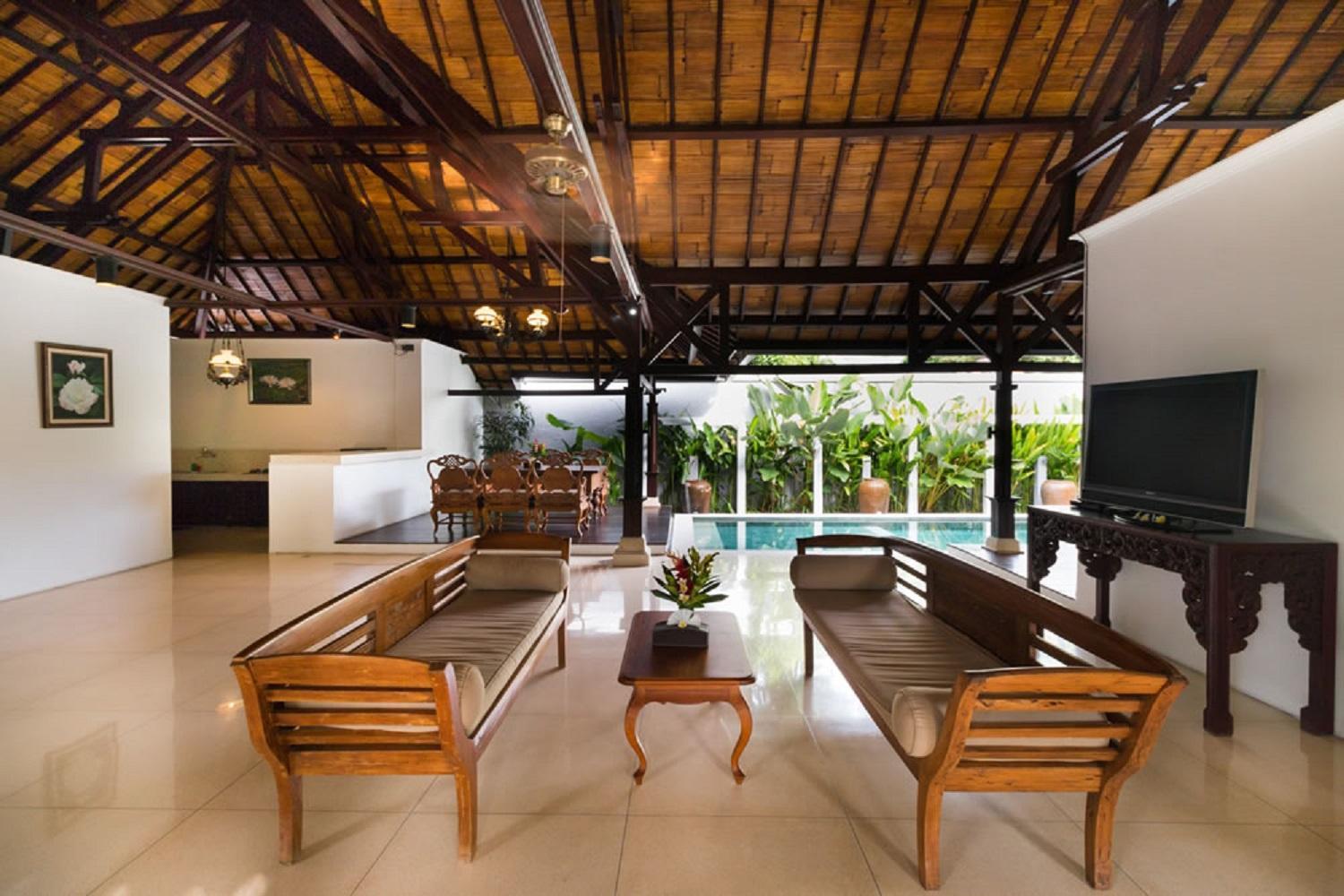 Bali Royal Heritage Villa Семиняк Екстериор снимка