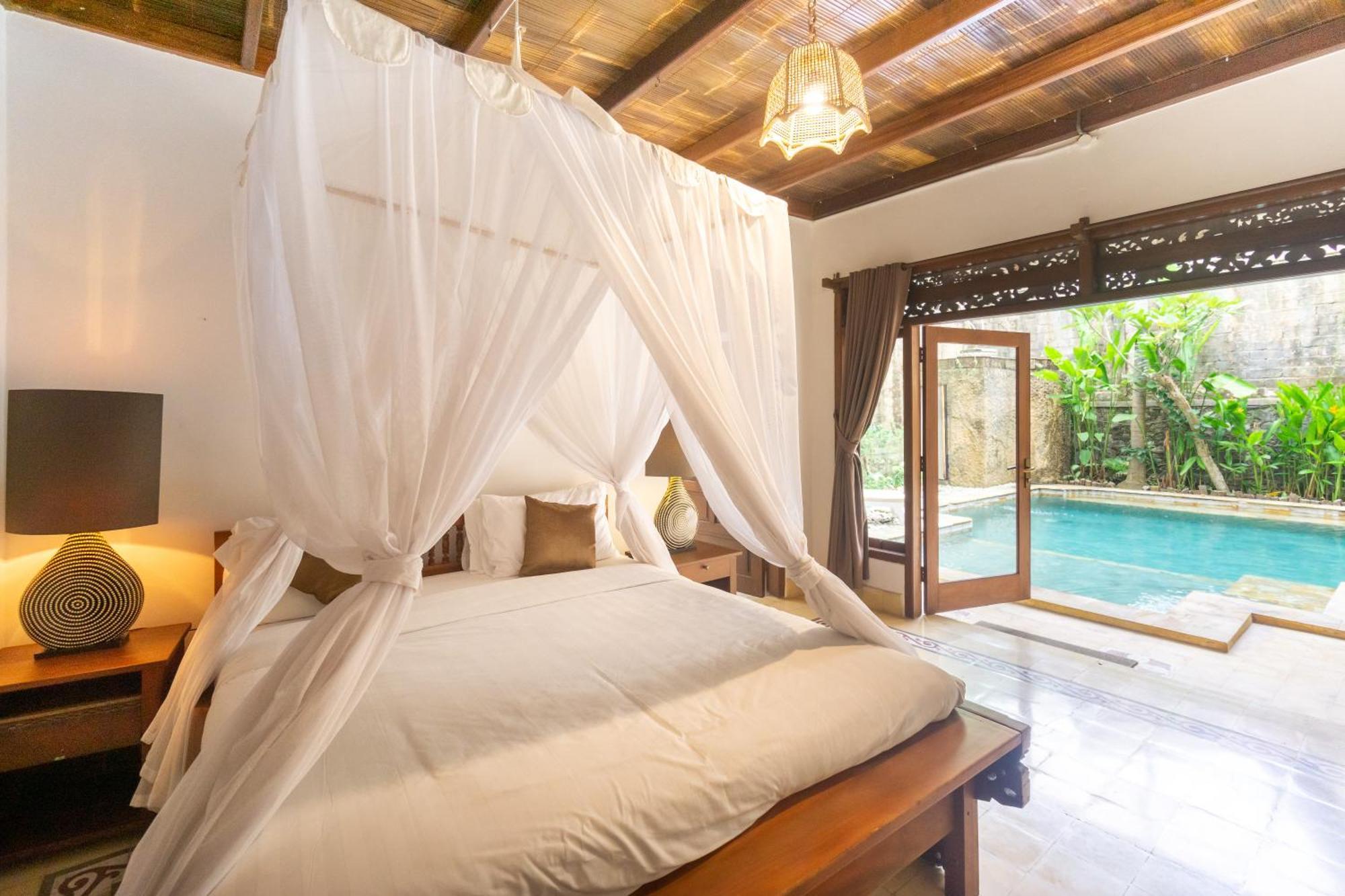 Bali Royal Heritage Villa Семиняк Екстериор снимка