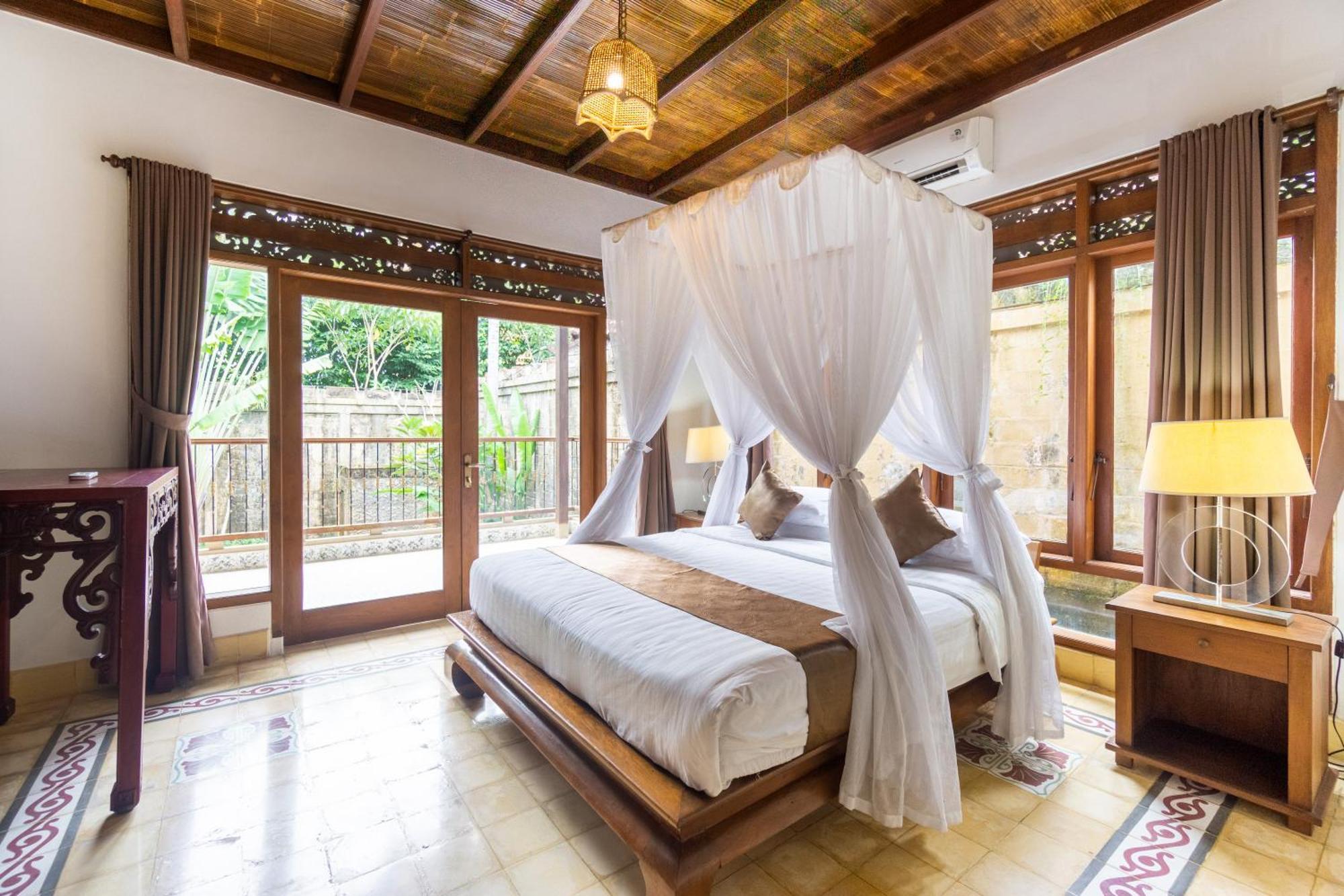 Bali Royal Heritage Villa Семиняк Екстериор снимка