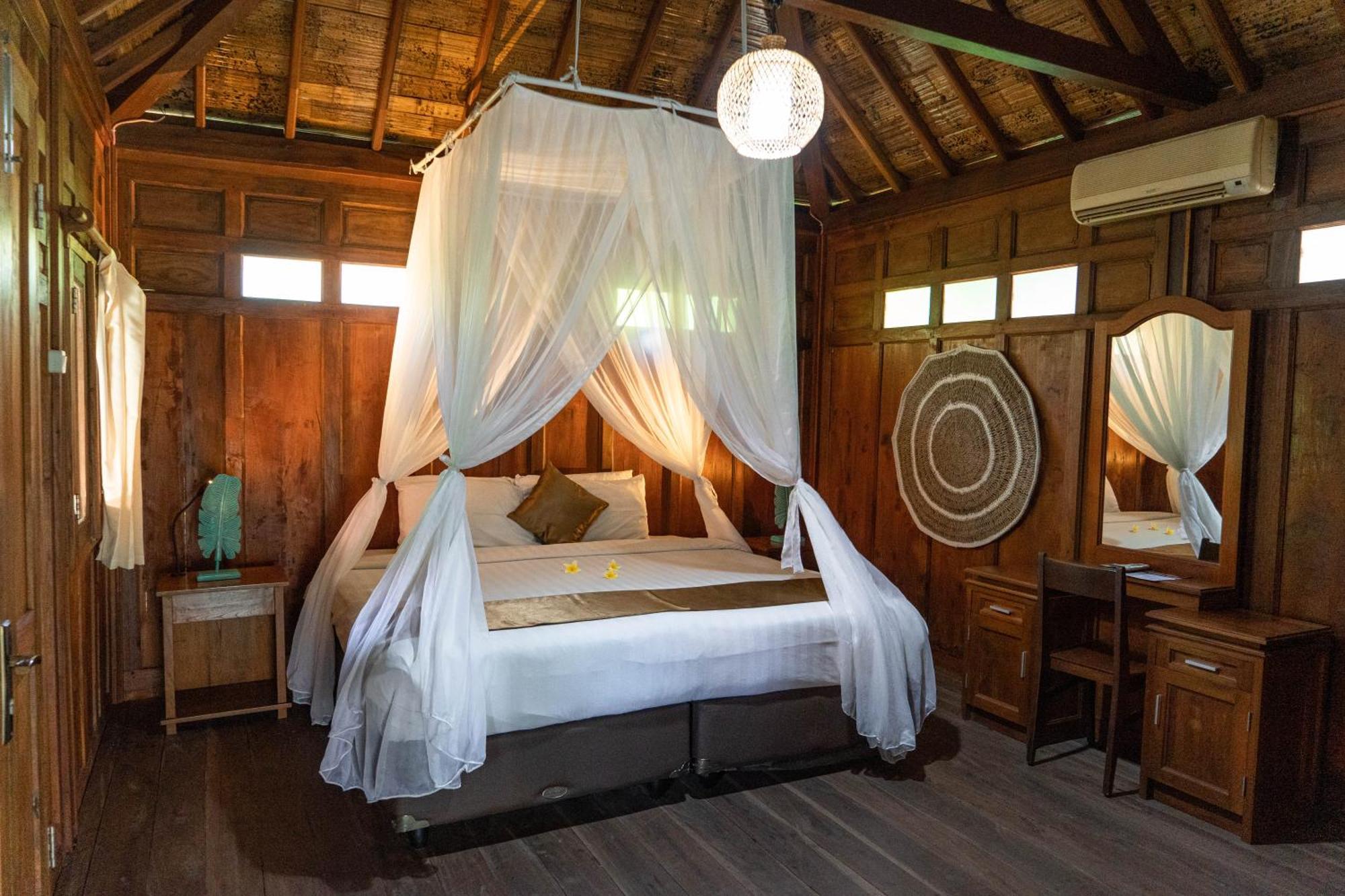 Bali Royal Heritage Villa Семиняк Екстериор снимка